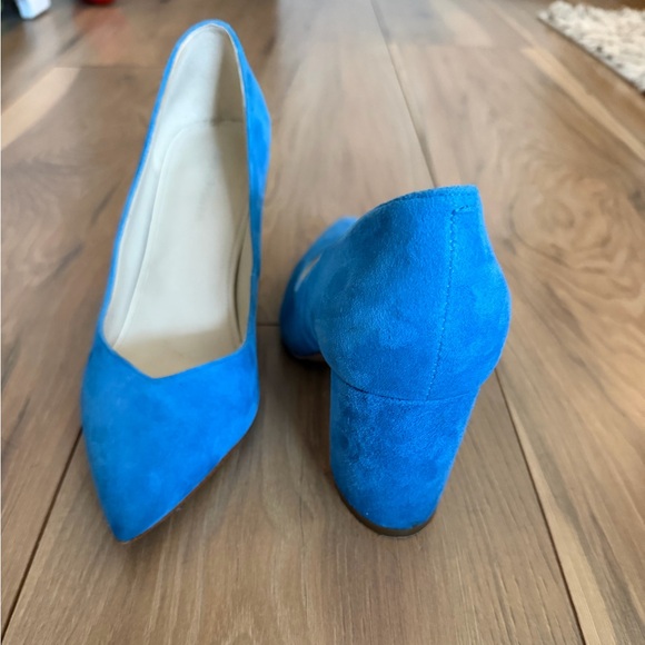 Marc Fisher Zala Pumps in Blue Suede - Picture 3 of 7